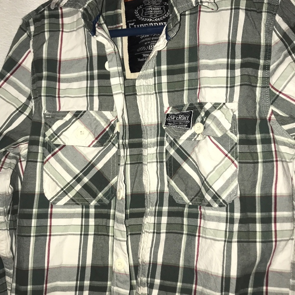 Long sleeve plaid shirt